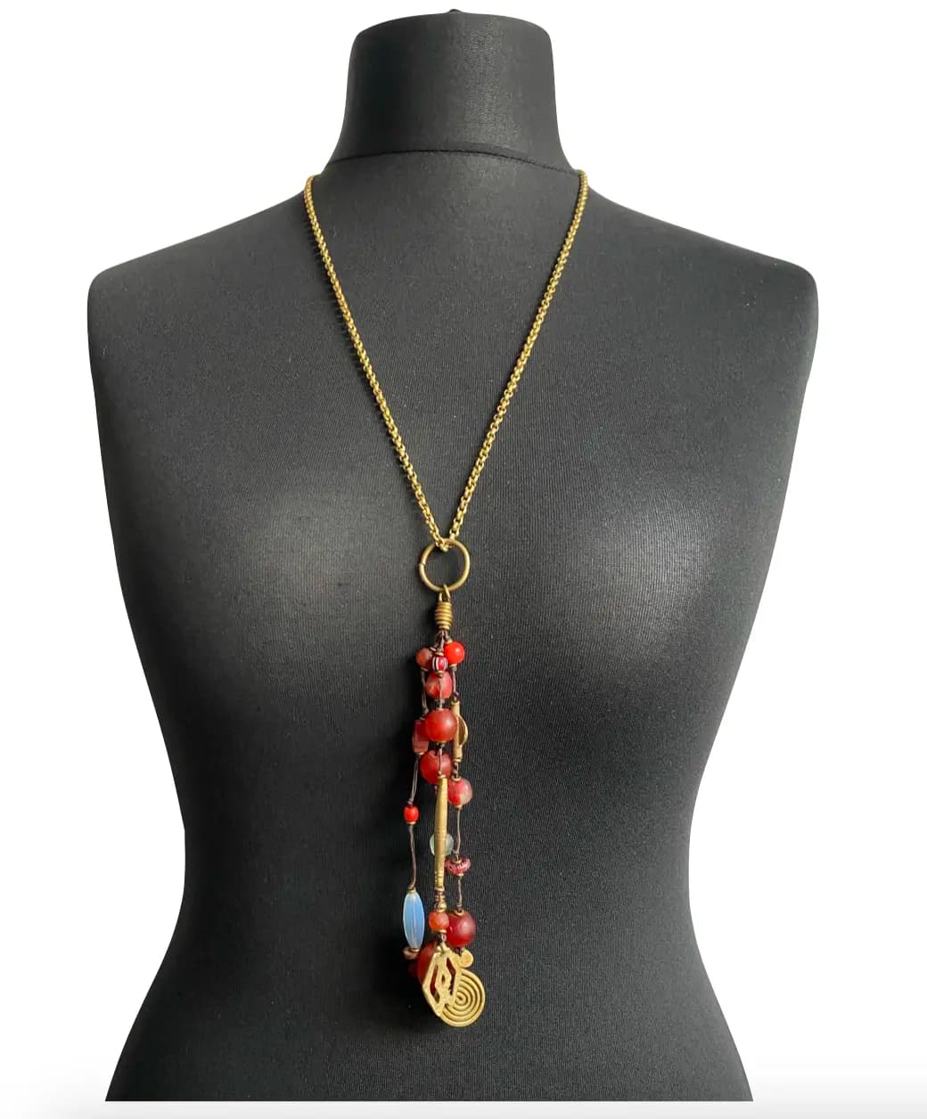 MRV47 - 70s Red Cluster Necklace